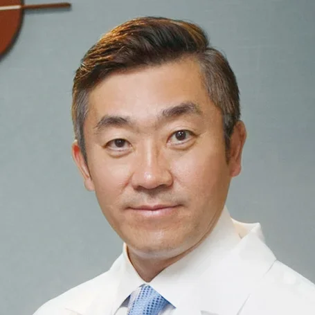 Dr.-Daniel-Kim-Former-Board-Chair-Vision-Care-USA-Leadership-webp